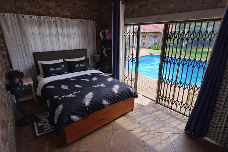 6 Bedroom Property for Sale in Universitas Ridge Free State